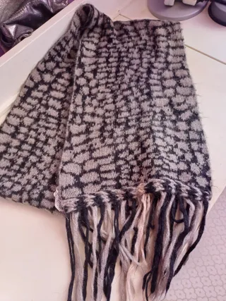 Sciarpa donna beige e nera