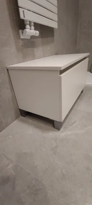 Armario bajo blanco como nuevo