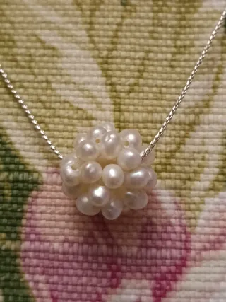 COLGANTE COPO DE NIEVE DE PERLAS PLATEADO