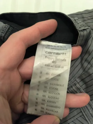 Bermudas Carhartt grises con rayas