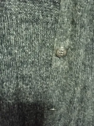 Cárdigan de mujer gris con cinturón