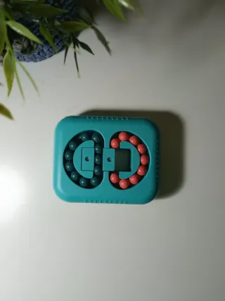 Rompecabezas giratorio de bolas