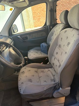 Peugeot Partner 2.0 HDI