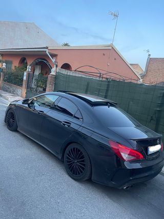 Mercedes-Benz Clase CLA 2015