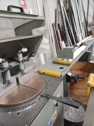 Tronzadora para aluminio