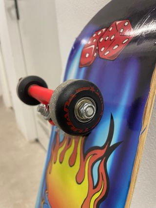 Monopatín Tijuana con protecciones