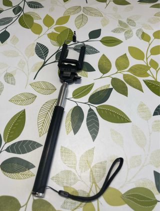 Bastone per selfie con supporto per telefono