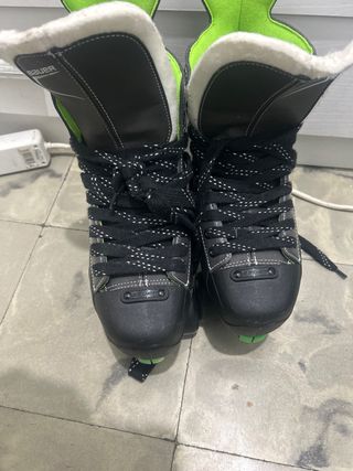 Patinete Bauer Negro y Verde