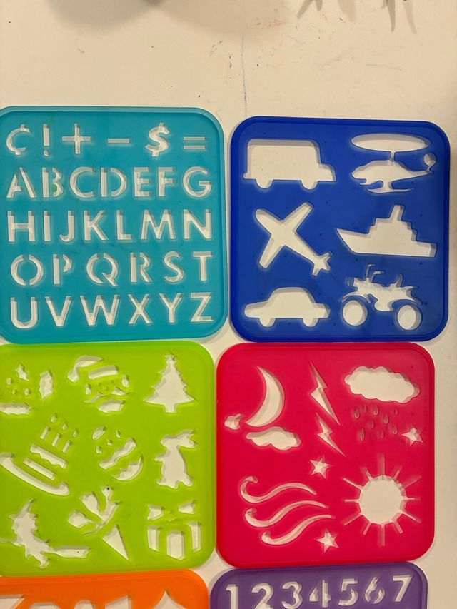Set 8 stencil per disegno lettere numeri forme