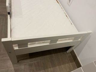 Cama infantil IKEA blanca