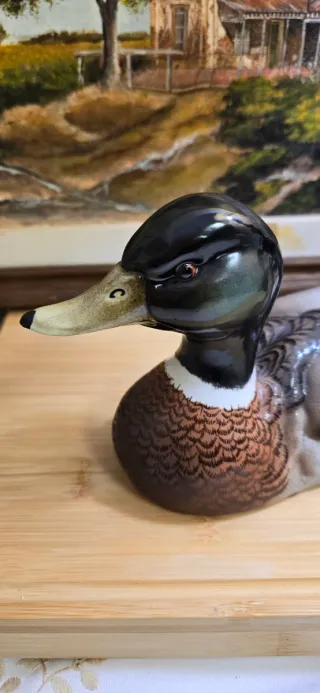 Pato de porcelana Martinu pintado a mano