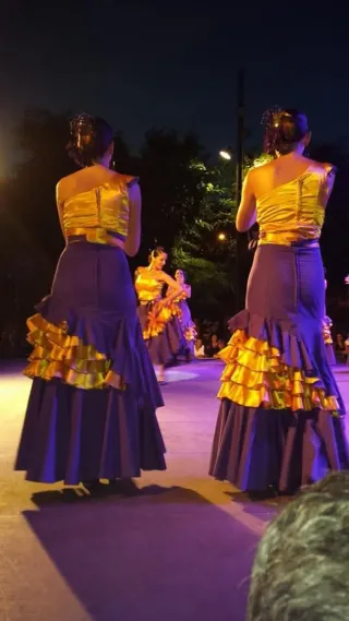 Vestidos varios Flamenco De algunos modelos hay +