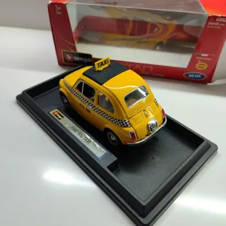 Coche a escala Burago Fiat 500 Taxi 1/24