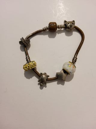 Bracciale con ciondoli