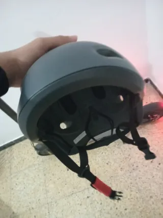 Xiaomi Electric Scooter 3 + Casco y Cargador (pequ