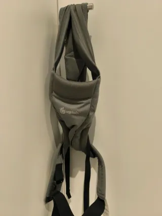 Mochila Portabebés Ergobaby Gris