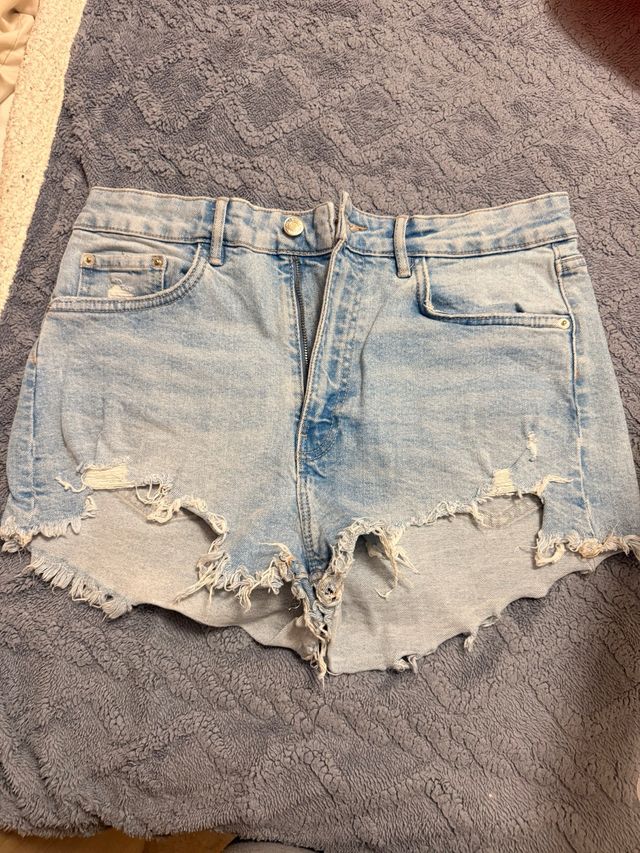 Shorts vaqueros Zara desgastados
