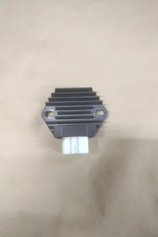 Regulador Corriente Honda CBF 250