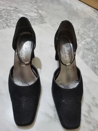 Zapatos de fiesta Jhesu by Bayescu negros