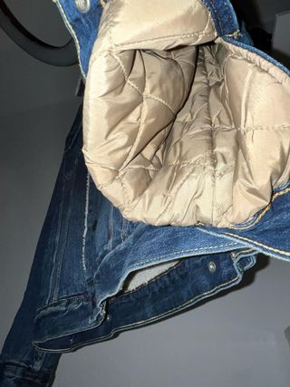 Chaqueta Levi's Borrego Talla M Hombre cerodetalle