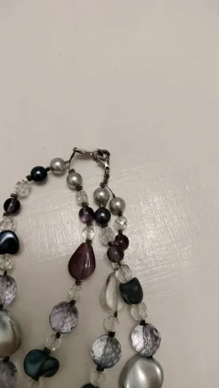 Collana con pietre verdi e argento