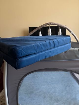 Parque infantil Jané y colchoneta Asalvo