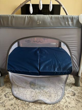 Parque infantil Jané y colchoneta Asalvo