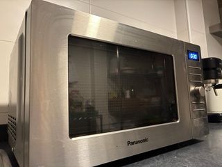 Microondas Panasonic NN-J19KSM