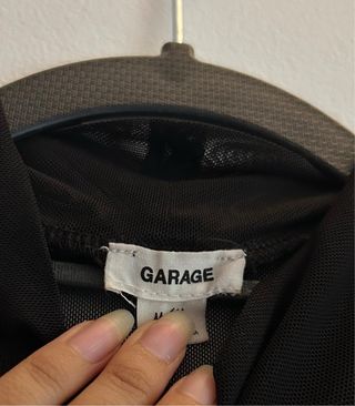 Top de malla fruncido manga corta