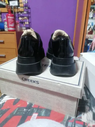 Zapatos Creeks plataforma negros