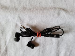 Auricolari Rossi e Argento