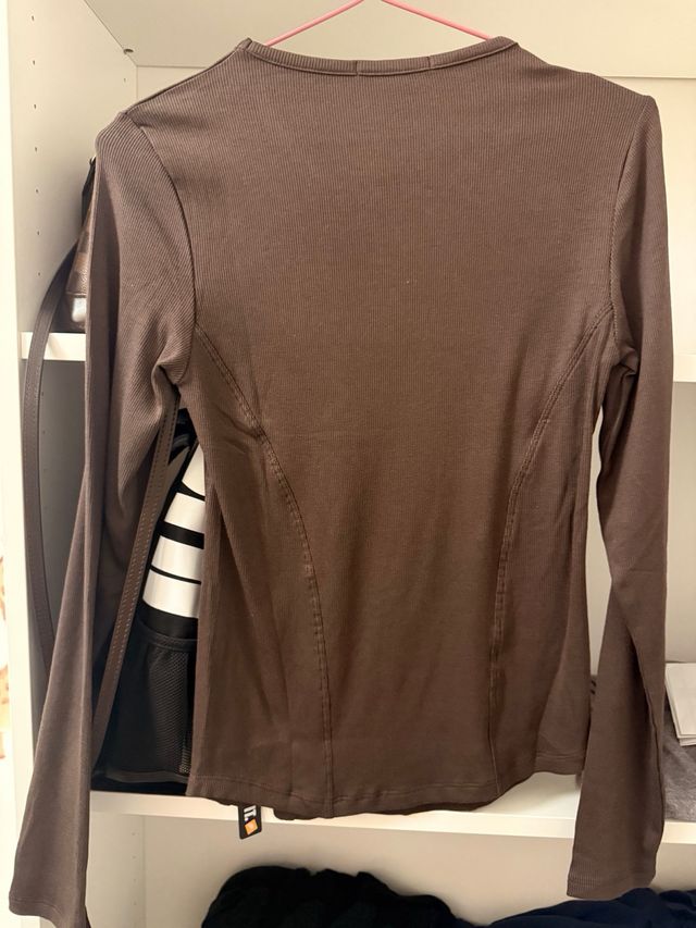 Camiseta manga larga Oysho marrón talla M