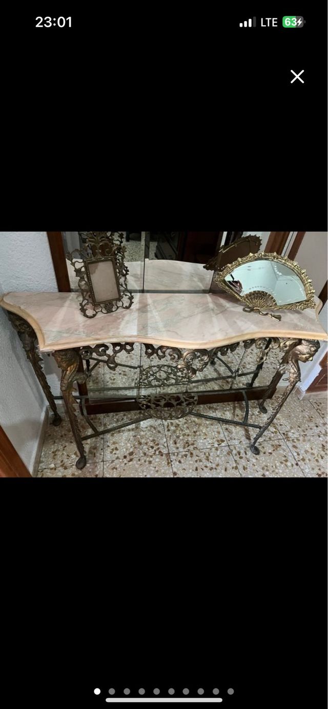 Mesa consola bronce y mármol