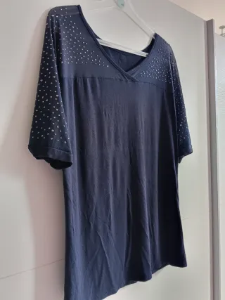 Maglia blu elegante con strass