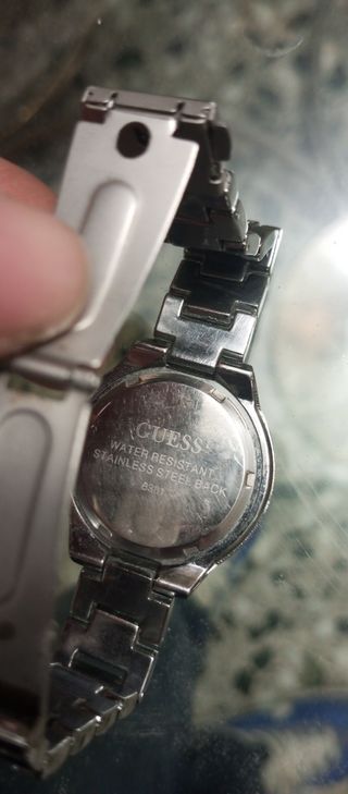 Reloj Guess Mujer Plateado con Cristales