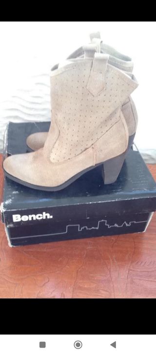 Botas Bench Talla 36 Beige