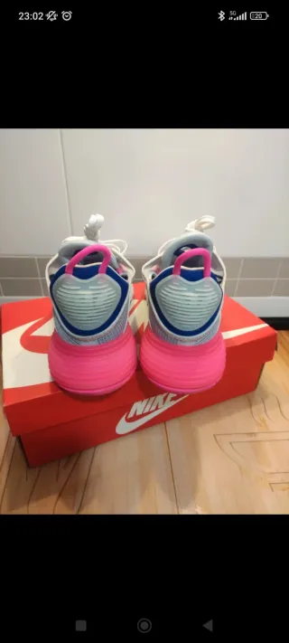 Nike Air Max 2090 Mujer Talla 40'5