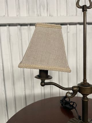 Lámpara de mesa doble pantalla