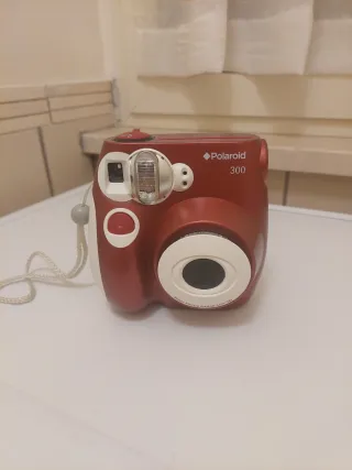 Polaroid 300 Macchina Fotografica Rossa