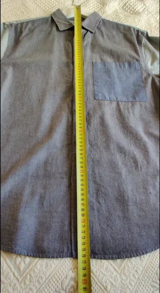 Camisa vaquera patchwork de Zara.