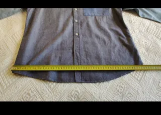 Camisa vaquera patchwork de Zara.