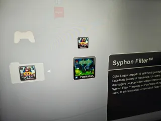 PS3 super slim nera + giochi e accessori