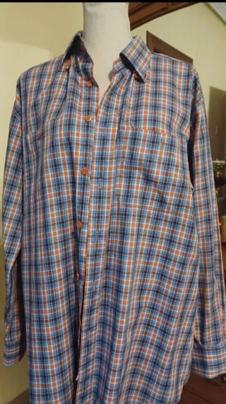 Camisa de cuadros azul y naranja