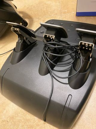 Volante Logitech G29 Driving Force PS5/PS4