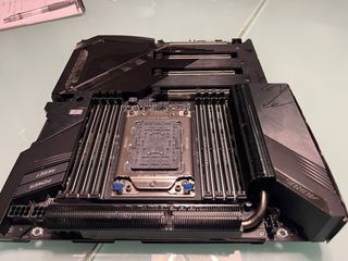 Gigabyte TRX40 Aorus Xtreme rev. 1.1