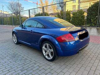 Audi TT 2002 tel 666217952