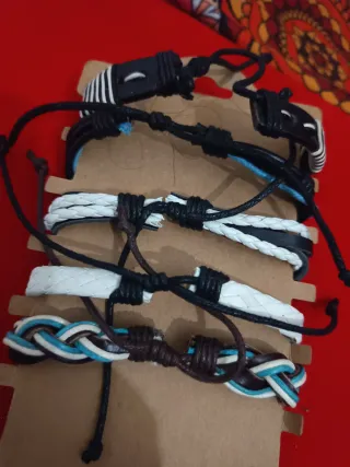 Conjunto 5 Pulseras Cuero y Tejido