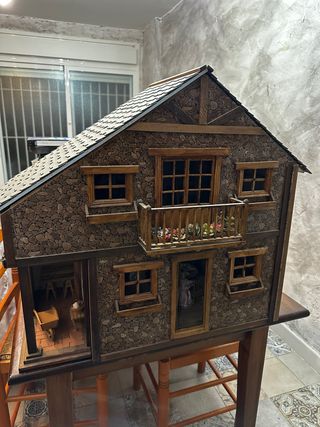 Casa de muñecas detallada