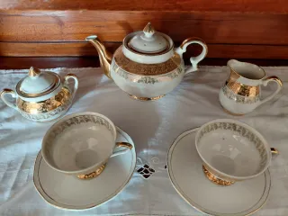 Servizio da tè Bavaria 2 tazze oro e bianco
