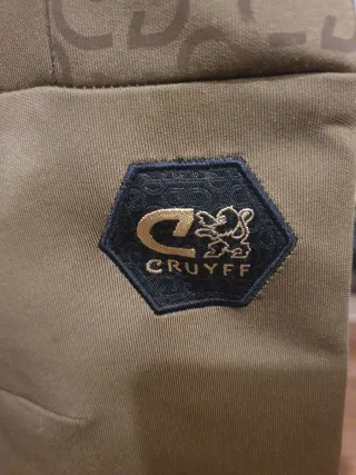 Pantalón Cruyff Talla M Verde Oliva Nuevo